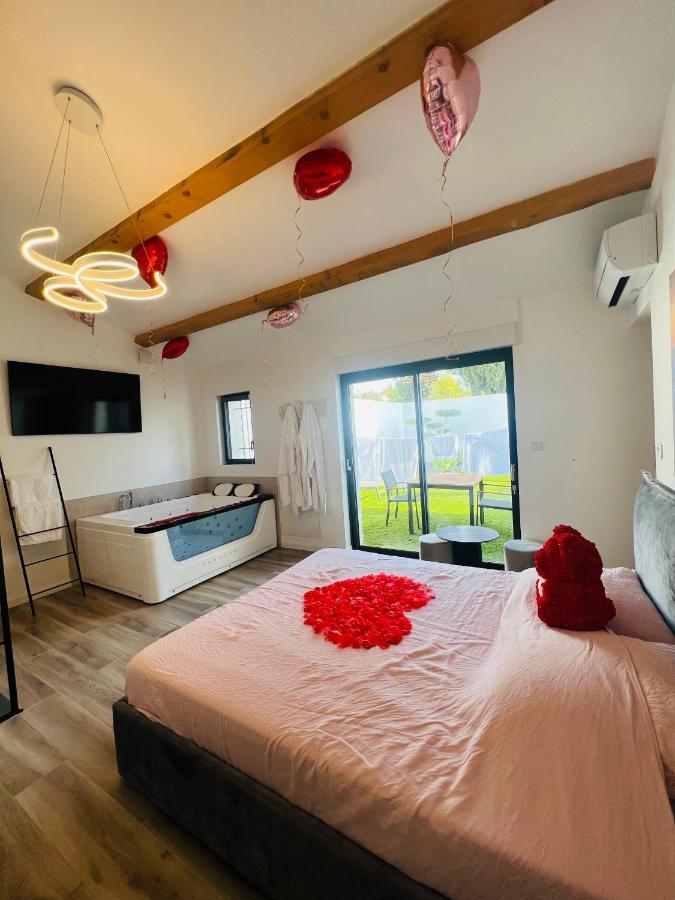 Magnifique Loveroom Frühstückspension Marseilles